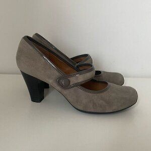 Softshoe By Medicus Mary Jane Grey Suede Heels Pumps Womens